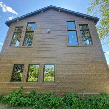 Homestead-Hand-Hewn-Timber-Without-Chinking-(1) Homestead-Hand-Hewn-Timber-Without-Chinking-(1)